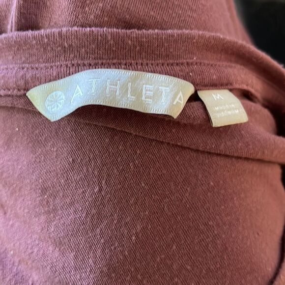 Athleta deep rose tucked/gathered side tank. Medium. - Picture 5 of 5